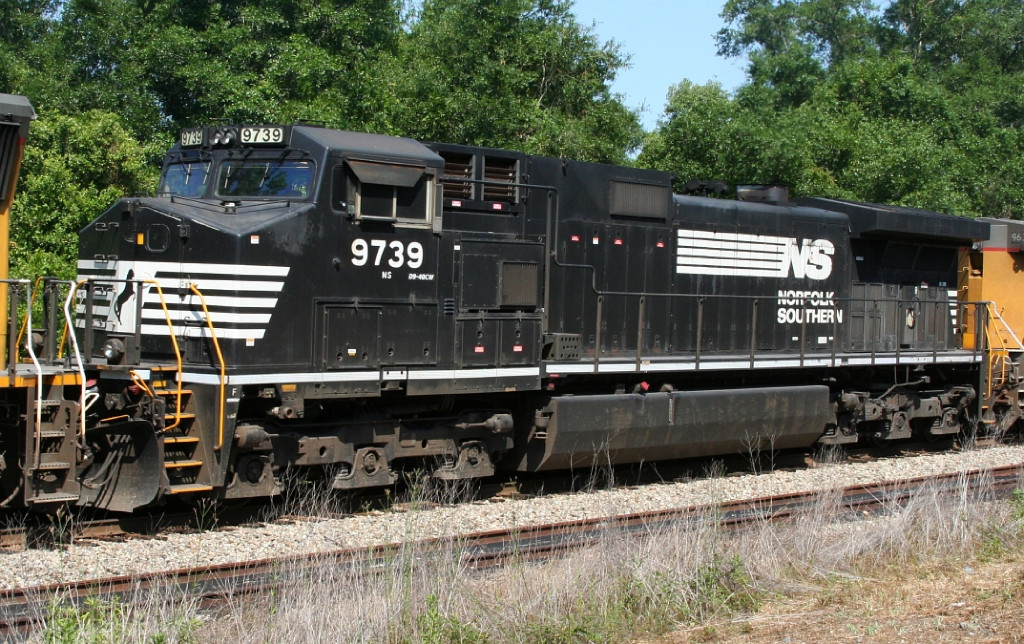 NS 9739 on X601